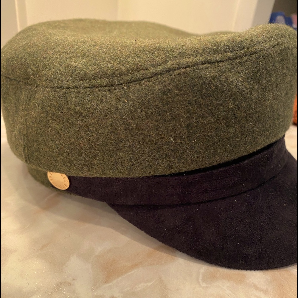Express winter hat